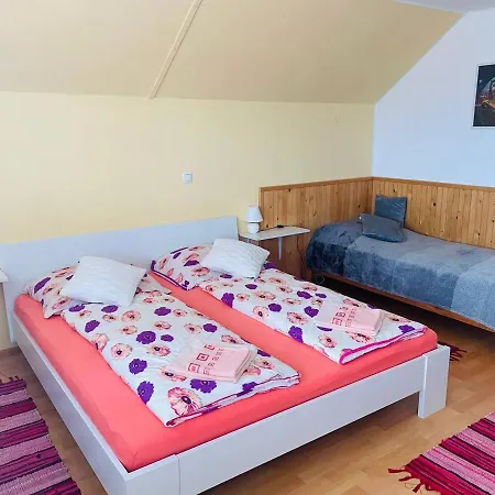 Апартаменты Apartma & Studio Pavla