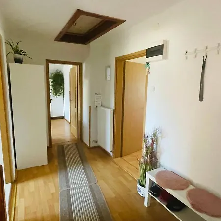 Apartma Pavla *