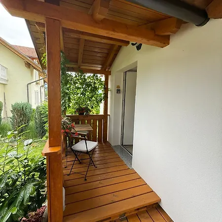 Apartma & Studio Pavla *