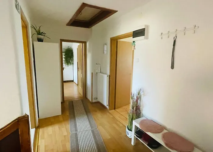 Apartma Pavla *